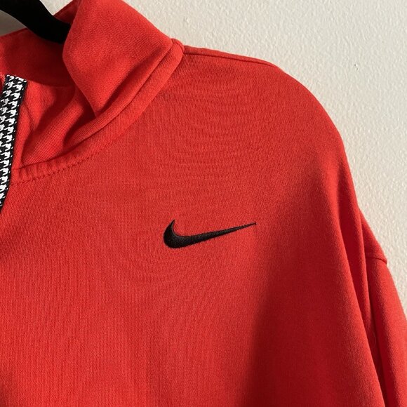 Nike Women 2X Red Fleece Sportswear Icon Clash Half-Zip Pullover Sweatshirt - Picture 8 of 12